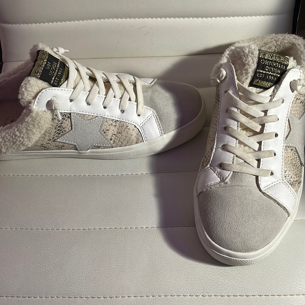 VH original design shoes